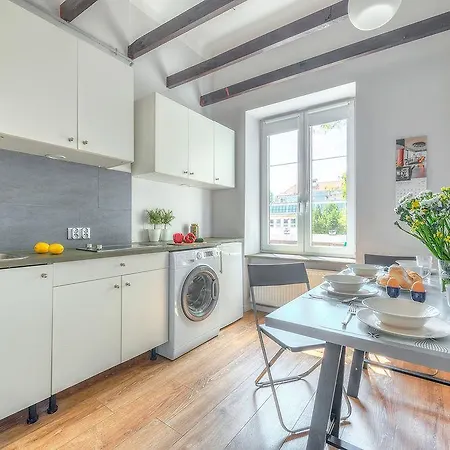 P&o Old Town Apartman