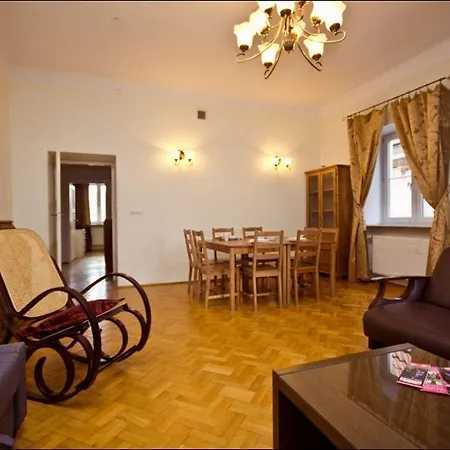 P&o Old Town Apartment