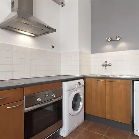 P&o Old Town Apartman Varsó