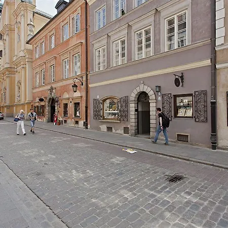 P&o Old Town Apartman Varsó