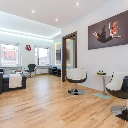 P&o Old Town Apartman Varsó